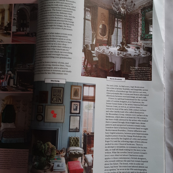 NY Times Style Magazine Womens Fashion Feb 2019 - Picture 3 of 4